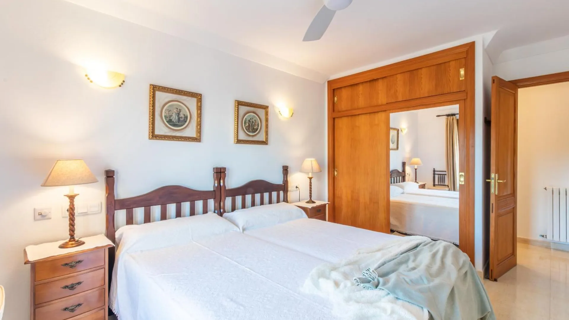 Sa Trona Beach House 桑坦伊 公寓