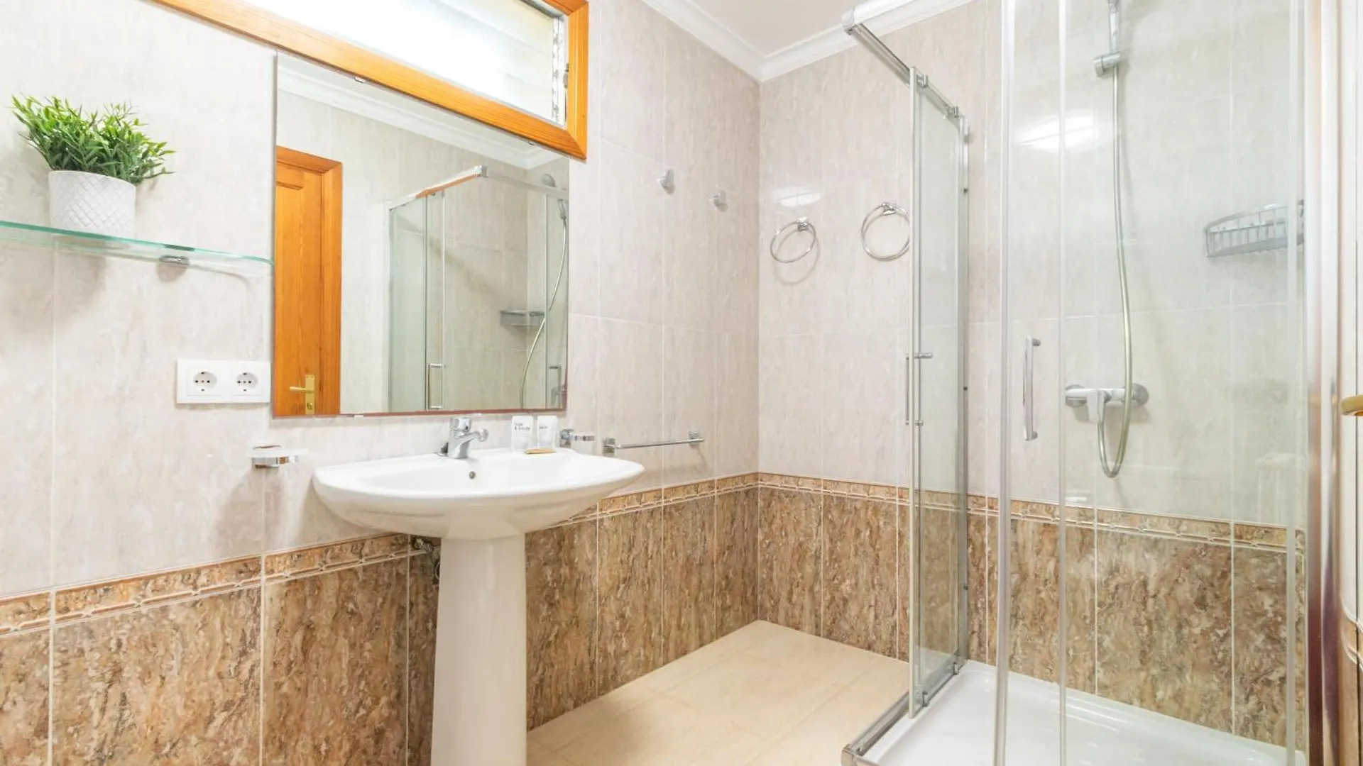 Sa Trona Beach House 桑坦伊 公寓