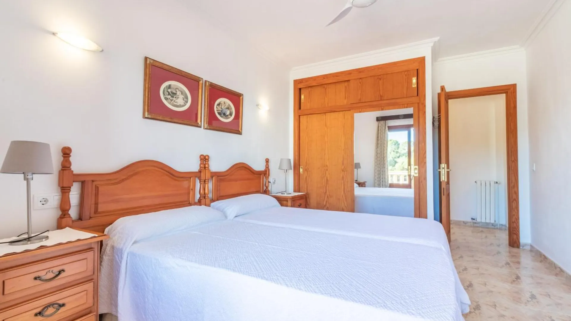 Sa Trona Beach House 桑坦伊 西班牙